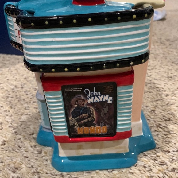 Box office theatre collectible cookie jar - Picture 3 of 6